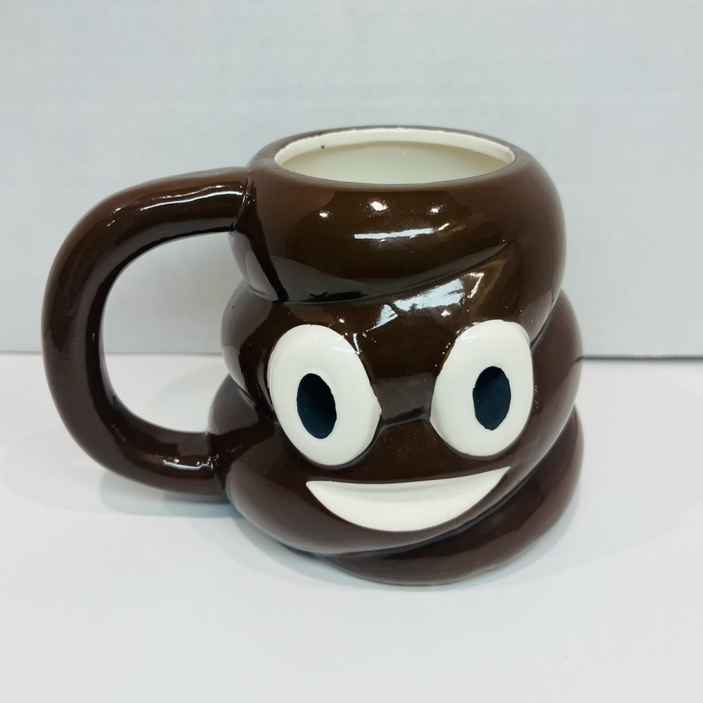 Novelty Poop Emoji Ceramic Coffee Mug With Handle - Brown